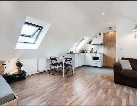Studio Gare Apartment *